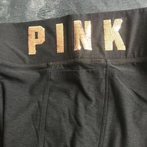 Greyish-Olive VS PINK leggings with phone pocket!!